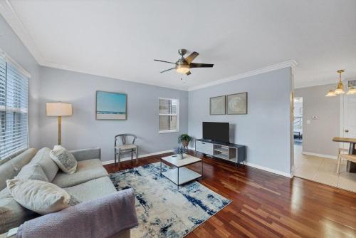 Unique 1BR with Garden near Downtown Clearwater