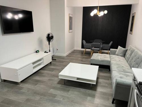 . Modern Luxury Private Suite