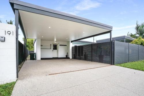 Greenslopes House