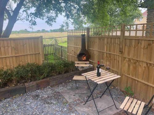 Glen Erin Hut in Gillingham Town