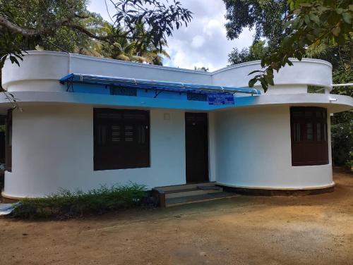 VALIYATH HOLIDAYS HOMESTAY Kollam