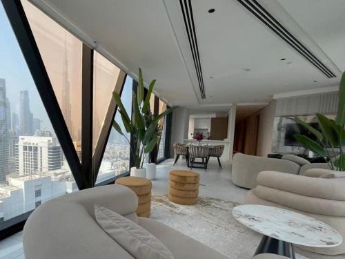 Magnificent 3BR Spectacular Canal & Burj View, Dubaj (zdjęcie 5)