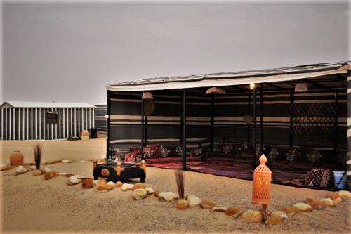 The Queen Desert Camp in Jalan Bani Buhassan