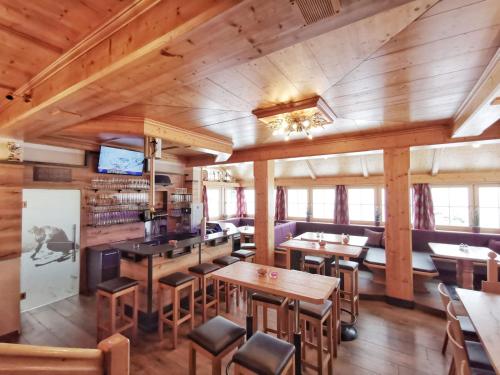 Restaurant, Aparthotel Bernhof in Obertauern