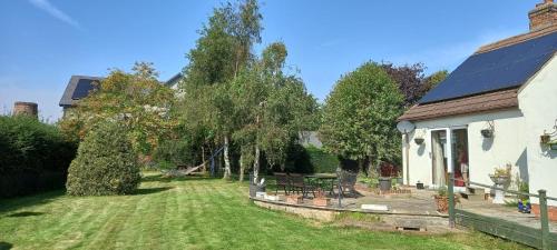 Millfields cottage and garden