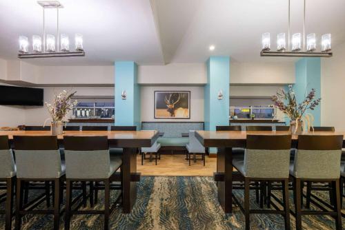 Food and beverages, Super 8 By Wyndham Belgrade/Bozeman Airport in Belgrade (MT)