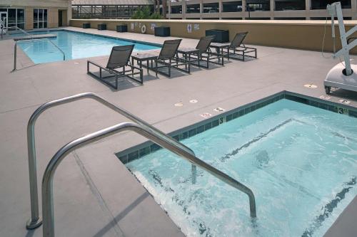 DoubleTree by Hilton Modesto - image 13