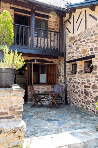 Bembibre Casa de turismo rural Sardom3 4-Star Guesthouse amenity