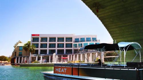 Heat Hotel - image 7