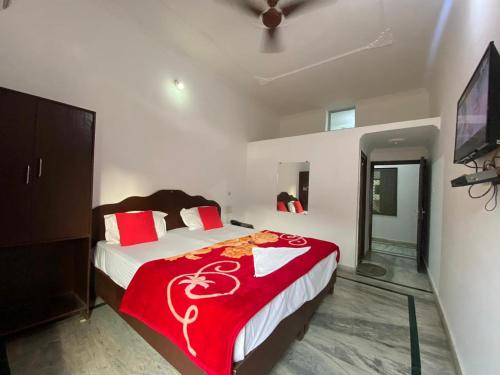 卡玛家庭旅馆 (Karma Home Stay) in 卡修拉荷