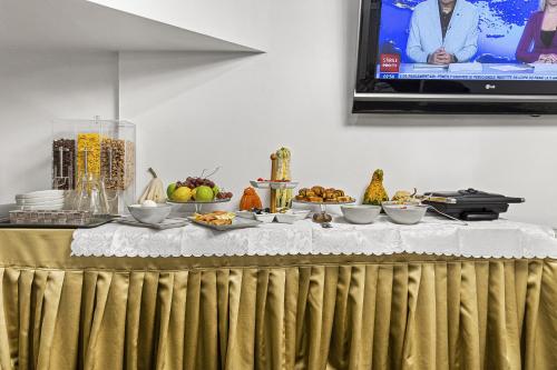 Lina Hotel - image 11
