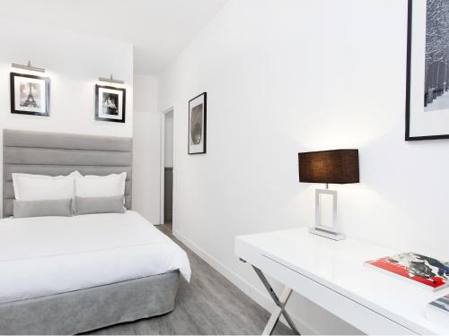 Luxury 3 Bedrooms Grands-Boulevards I by Livinparis - image 7