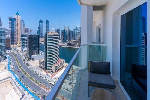 Canal View I Spacious apt I High speed Wi-fi