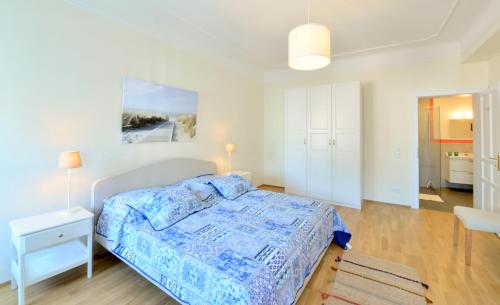 Spacious and Comfy With 3 Bedrooms - Tap to explore photos