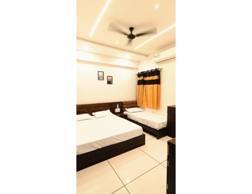 Hotel Shri Nivasa Inn, Kothi in Omkareshwar