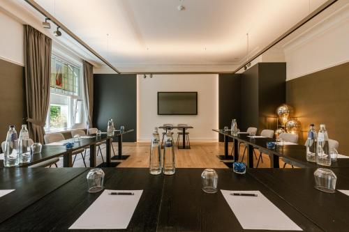 Hotel Astoria - image 3