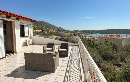 Nice Apartment In Korfos, Korinthos With Wifi