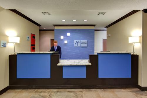 Holiday Inn Express Hotel & Suites Albuquerque Airport, an IHG Hotel