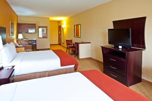 Holiday Inn Express Hotel & Suites Franklin, an IHG Hotel