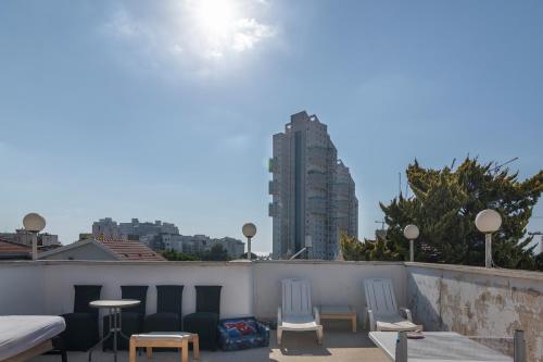 Luxury Villa 6BR with Swimming Pool by Beach - Villa Costa in Bat Yam