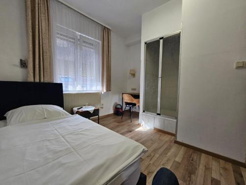 Hotel Haus Isenburg 2