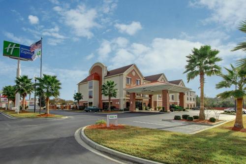 Holiday Inn Express Savannah South I-95 Richmond Hill, an IHG Hotel