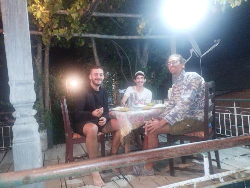 Pana 4 Boat House - image 4