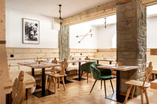 Restoran, Dom Górski 878 mnpm (Dom Gorski 878 mnpm) in Zakopane