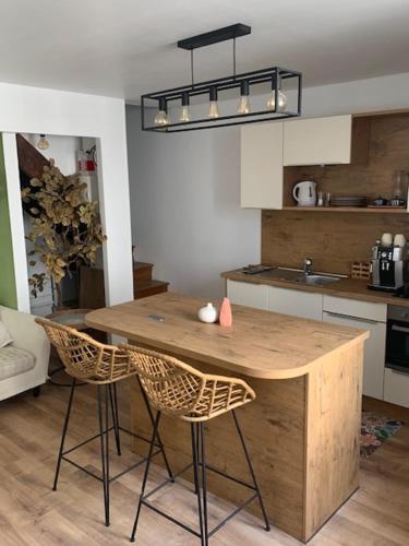 Kitchen, L'annexe in Croisy-Sur-Eure
