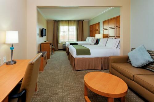 Holiday Inn Express Hotel & Suites Santa Clara - Silicon Valley, an IHG Hotel