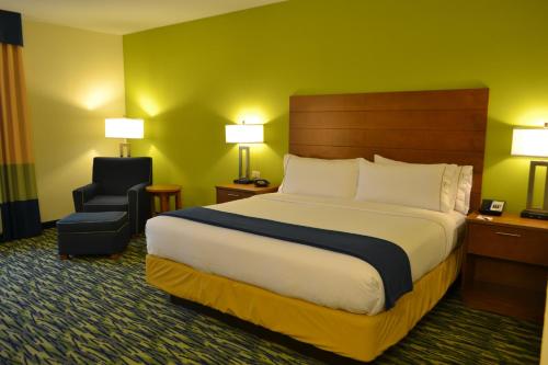 Holiday Inn Express & Suites Midland South I-20