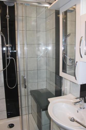Mesteri Apartman in Mesteri