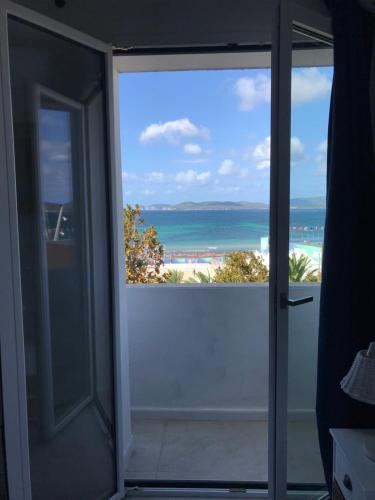 Giosuero Beach in Alghero