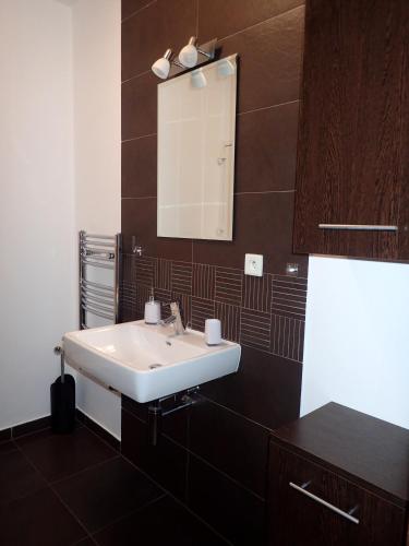 Marguerite apartment - parking including, Bratislava (foto 9)