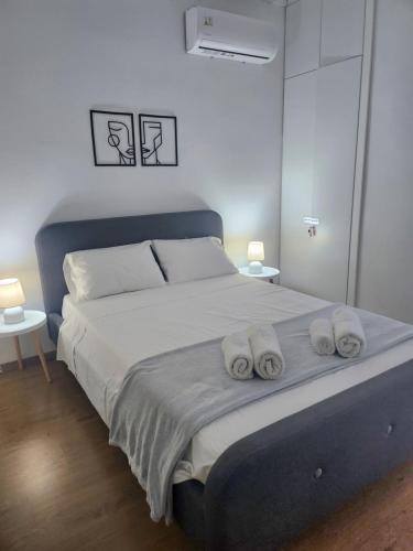 Three-Bedroom Apartment image 4