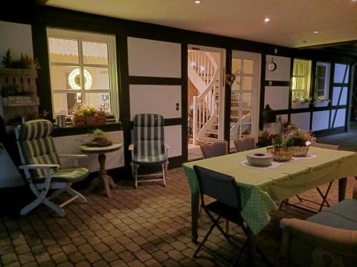 Landidylle mit Garten, Whirlpool und Klima in 雷肯