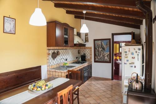virtuve, Relax Sicily House in Savoca