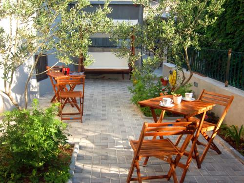  Apartments and Rooms Marino, Pension in Trogir