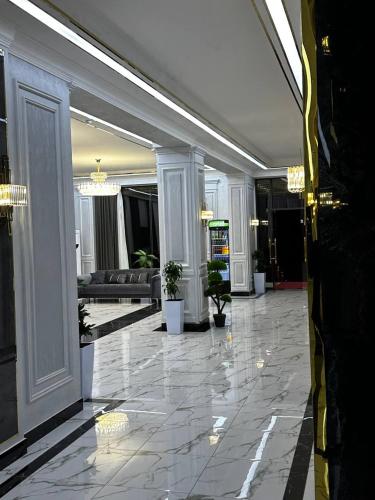 Royal Plaza in Qarshi