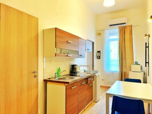 Central Studio Flat, Budapest