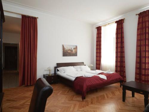 La Scala Apartments - image 9