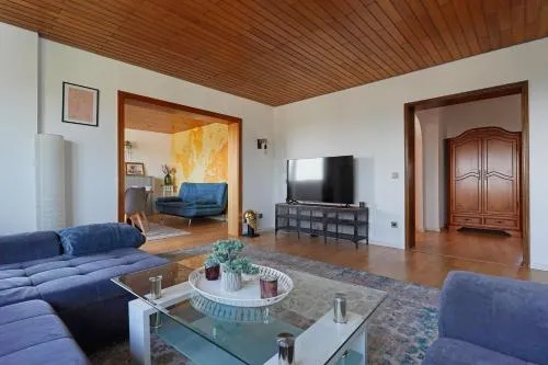 Tolle Wohnung mit Panoramablick in Weinheim, Deutschland