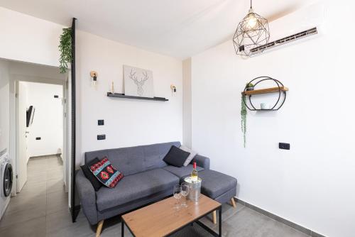 Nirvana 1BR Apt, Central Old Town, Private Balcony, Beer Szewa (zdjęcie 7)