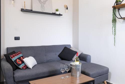 Nirvana 1BR Apt, Central Old Town, Private Balcony, Beer Szewa (zdjęcie 8)