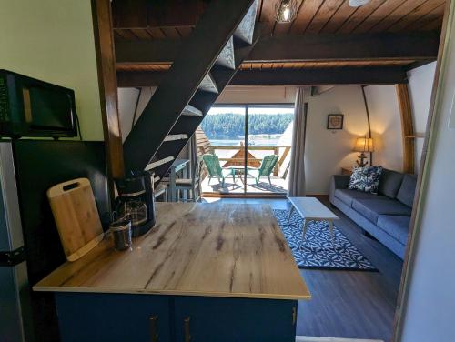 Jade Resort-Oceanfront Suites in Gowlland Harbour in Heriot Bay, Canada