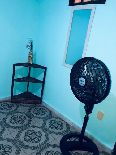 Economy Triple Room with Shared Bathroom image 4