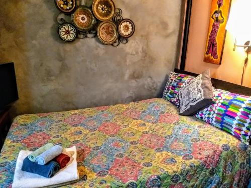 Cozy ground floor rooms at the heart of Jackson Heights in Queens, USA