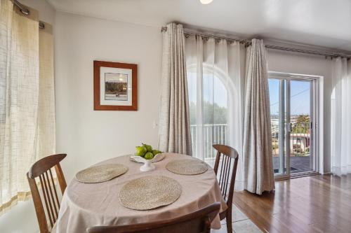 Charming Retreat on West Quince Street condo in Balboa Park