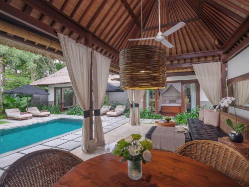 Two-Bedroom Pool Villa Heritage image 10