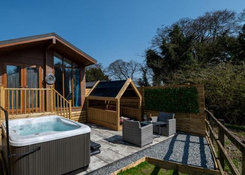 Raywell Hall Country Lodges